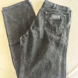 Wrangler Men's Black Washed Relaxed Jeans